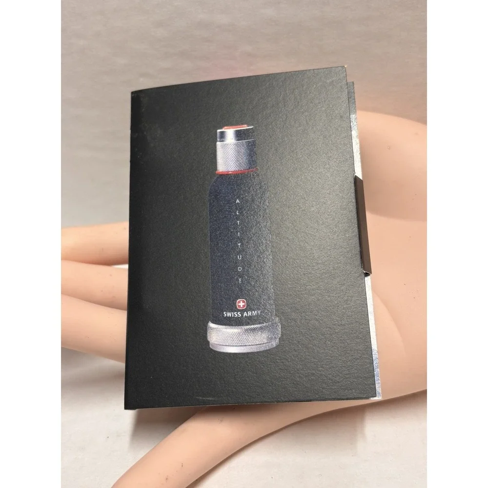 SWISS ARMY ALTITUDE EDT Splash Set of 12 Sample vials Travel size